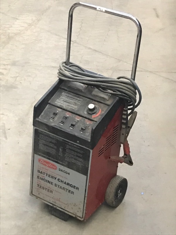 lot 81 image: Dayton 300Amp 612Volt Battery Char...