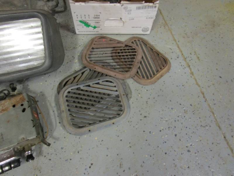 lot 27 image: 55 Pontiac Parts