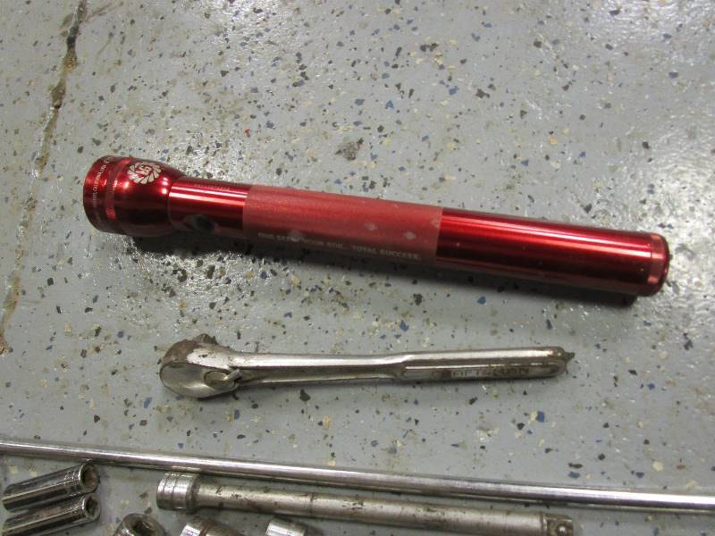 lot 29 image: Misc. Sockets, Extensions & Maglite