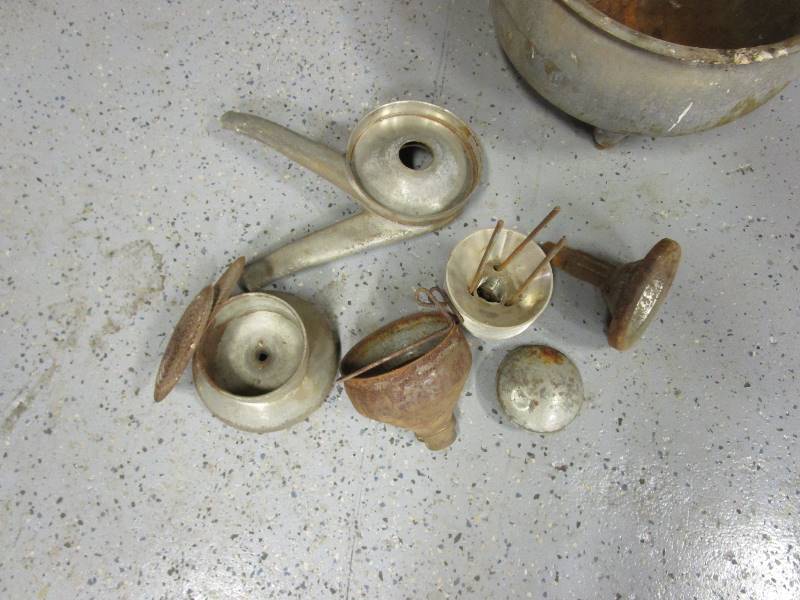 lot 40 image: Cream Separator