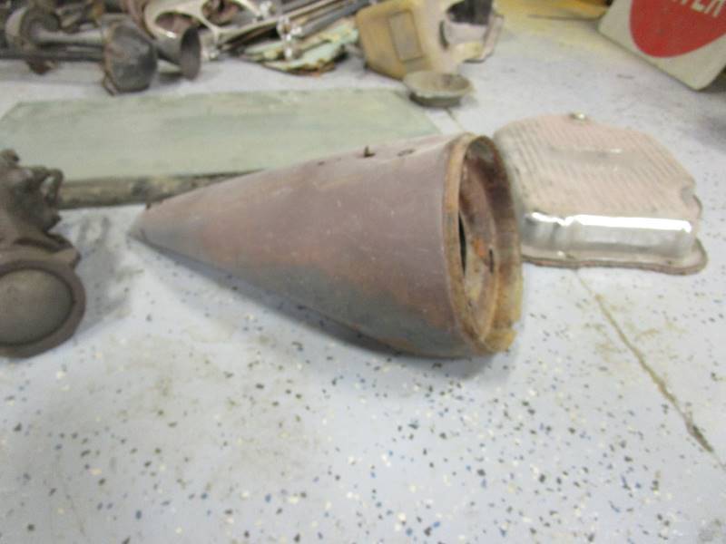lot 46 image: Misc. Car Parts (see pics)