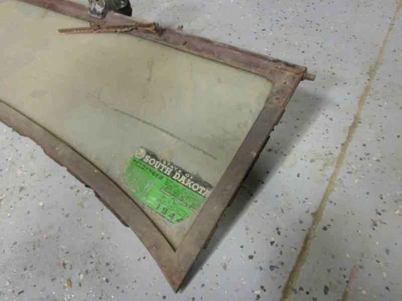 lot 52 image: Model T Windshield