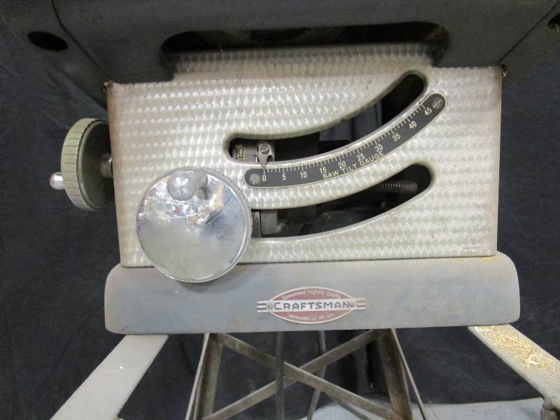 lot 64 image: Craftsman Table Saw