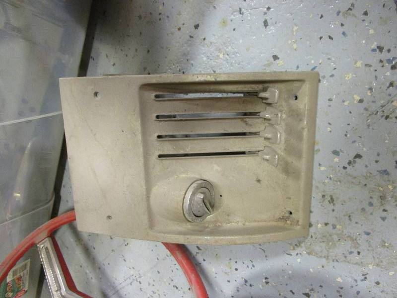 lot 69 image: Misc. Car Parts (see pics)