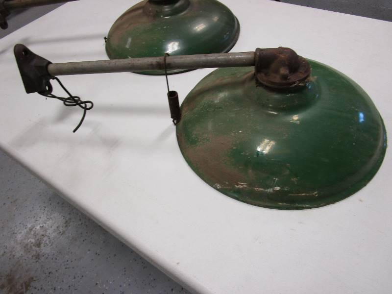 lot 112 image: Vintage Industrial Lights
