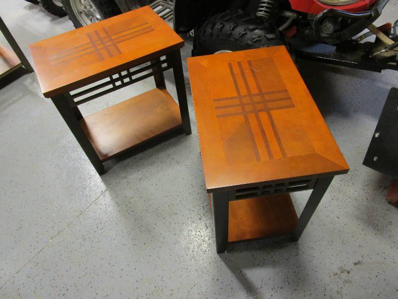 lot 139 image: End Tables