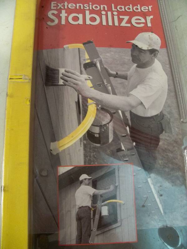 lot 9 image: Ladder Stabilizer