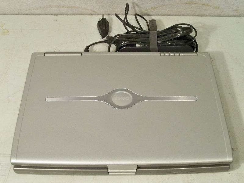 lot 27 image: Dell Inspiron 8600 Laptop