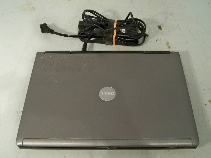 lot 29 image: Dell Latitude D620 Laptop