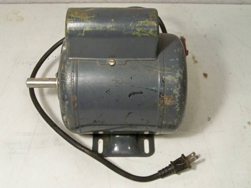 lot 55 image: 14 HP Electric Motor