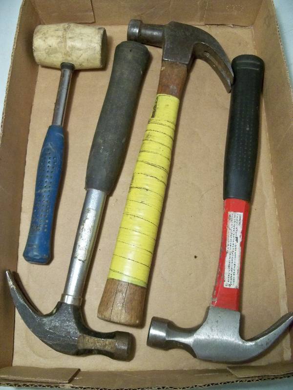 lot 70 image: Lot of Hammers