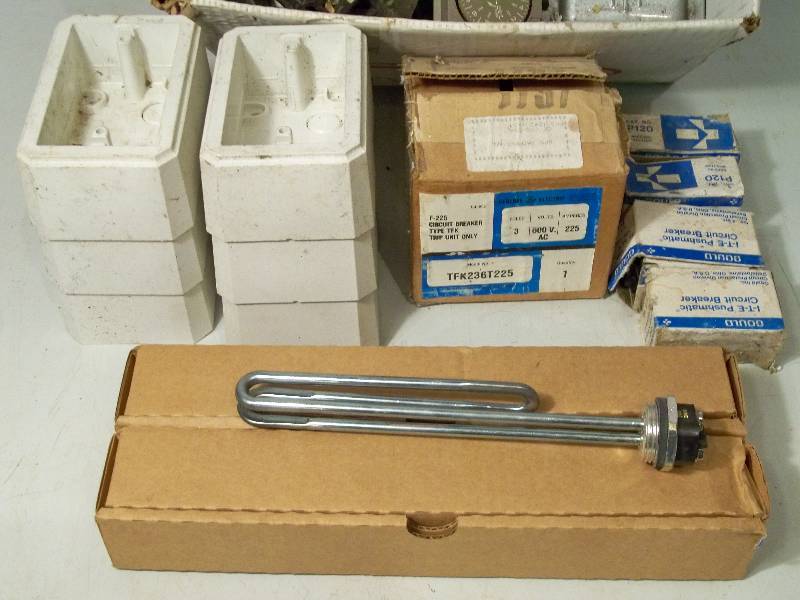 lot 91 image: Electrical Supplies