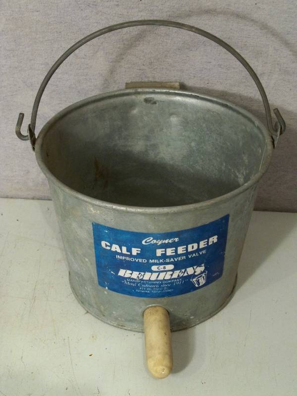 lot 118 image: Metal Calf Feeder