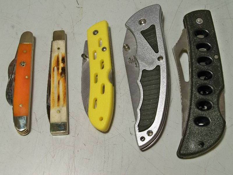 lot 120 image: Frost Knives