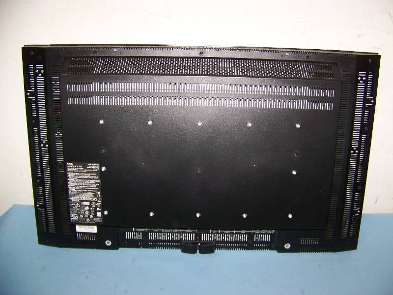 lot 30 image: NEC V321 Professional Commercial-Grade RetailDigital Signage 32 Monitor Display w HDMI
