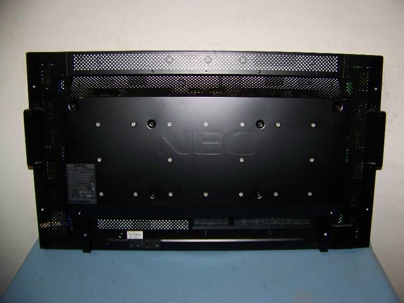 lot 17 image: NEC Display Solutions 46 MultiSync Large Screen Widescreen LCD Monitor w HDMI Input