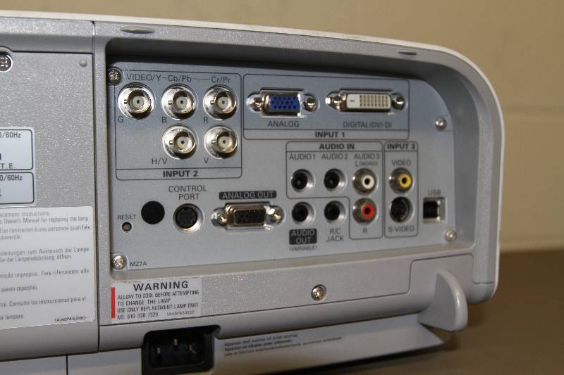 lot 39 image: Sanyo PLC-XT20 XGA Conference Room ComputerVideoMultimedia LCD Projector