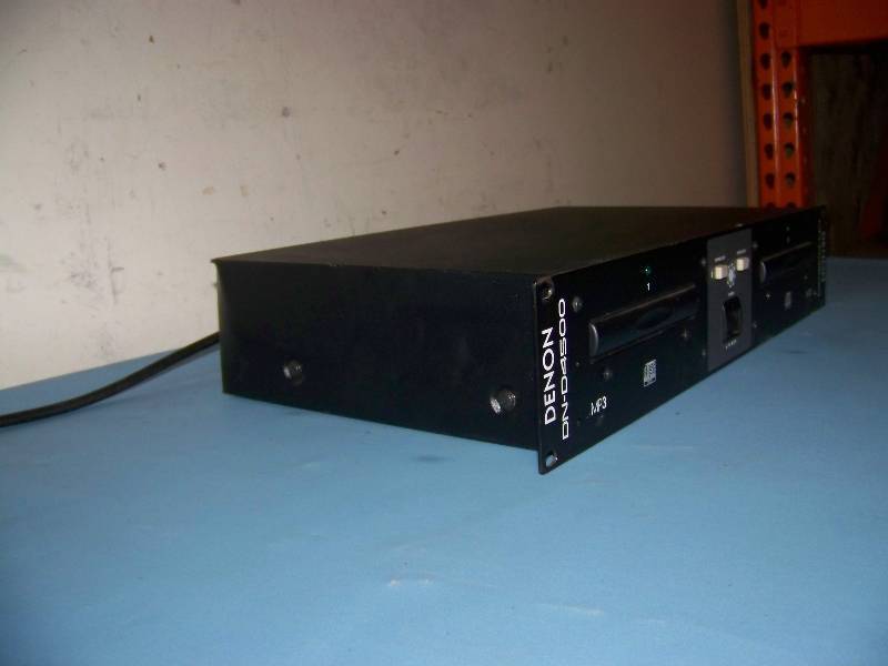 lot 138 image: Denon, DN-D4500, Dual CD  MP3 Player