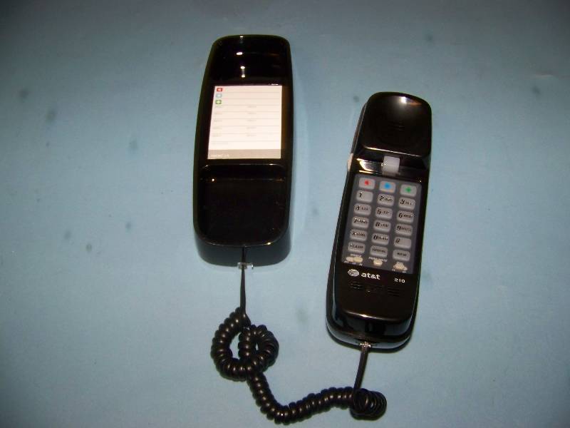 lot 147 image: AT&T, Trim Line Telephone in Original Box