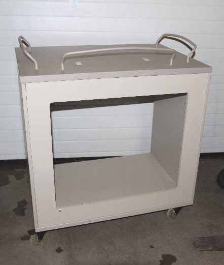 lot 118 image: Multi-Use, Utility Cart with Handles and Wheels