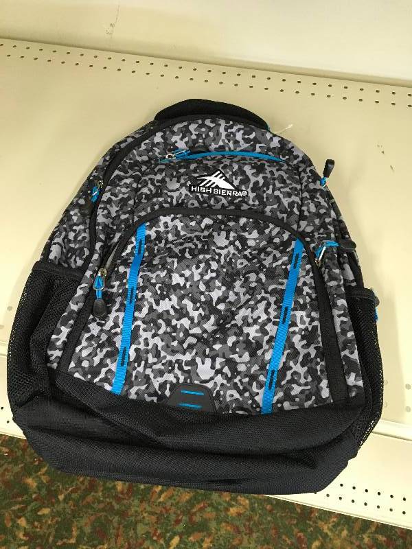 lot 171 image: HIGH SIERRA RIP RAP CAMO, MSRP $19.99