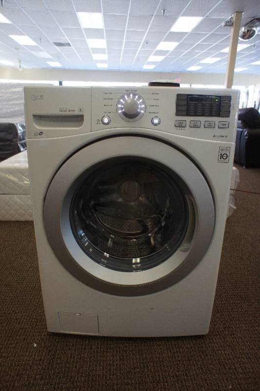 lot 14 image: NEW SCRATCH AND DENT - LG  MODEL # WM3270CW) - Front-Loading Washer - White  - MSRP $ 799.99 - TESTED WORKS