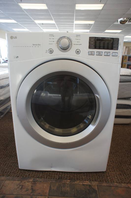 lot 18 image: NEW - SCRATCH AND DENT - LG  MODEL # (DLG3171W) -  GAS - Front-Loading Gas Dryer - White  - TESTED WORKS - MSRP $ 999.99