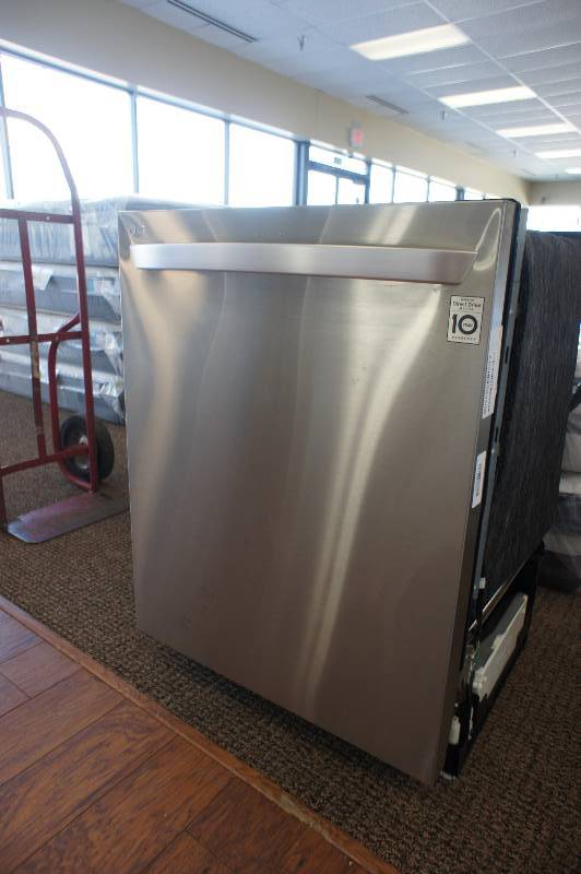 lot 19 image: NEW - SCRATCH AND DENT - LG  MODEL # (LDT5665ST) - 23.7 Built-in Dishwasher - Stainless Steel - TESTED WORKS - MSRP $ 899.99
