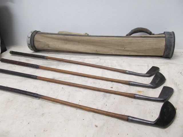 lot 119 image: 4 Antique Hickory Shafted Golf Clubs
