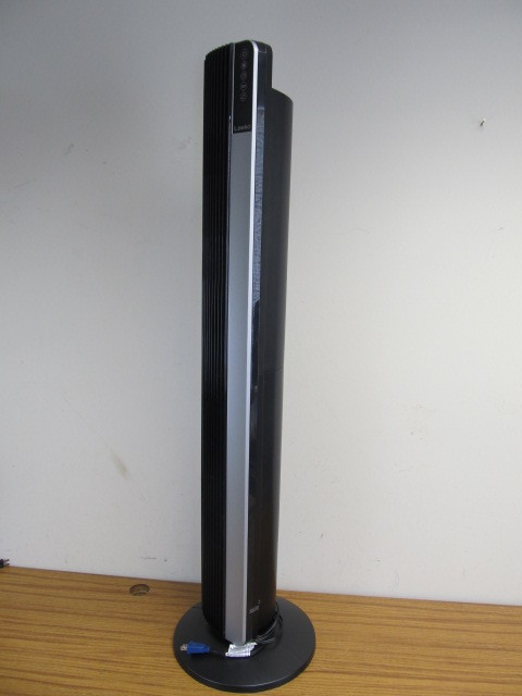 lot 45 image: Large 48 Working LASKO Air Tower