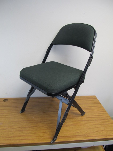 lot 72 image: Folding Stadium Chair