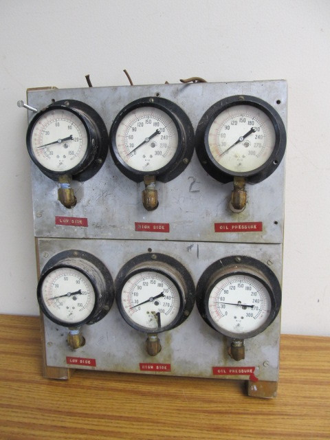 lot 103 image: Vintage Industrial Pressure Gauge Board