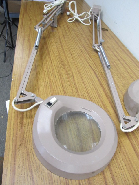 lot 195 image: Pair of Vintage LUXO Industrial Magnifying Shop Lights