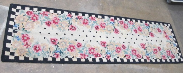 lot 6 image: Handmade 8 Momeni Wool RunnerRug