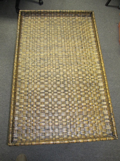 lot 199 image: NICE Rattan Style Folding Coffee Table