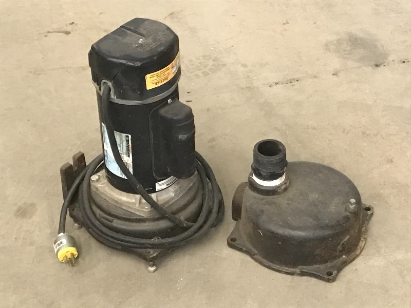 lot 28 image: Wayne 2HP Permanent Lawn Sprinkler ...
