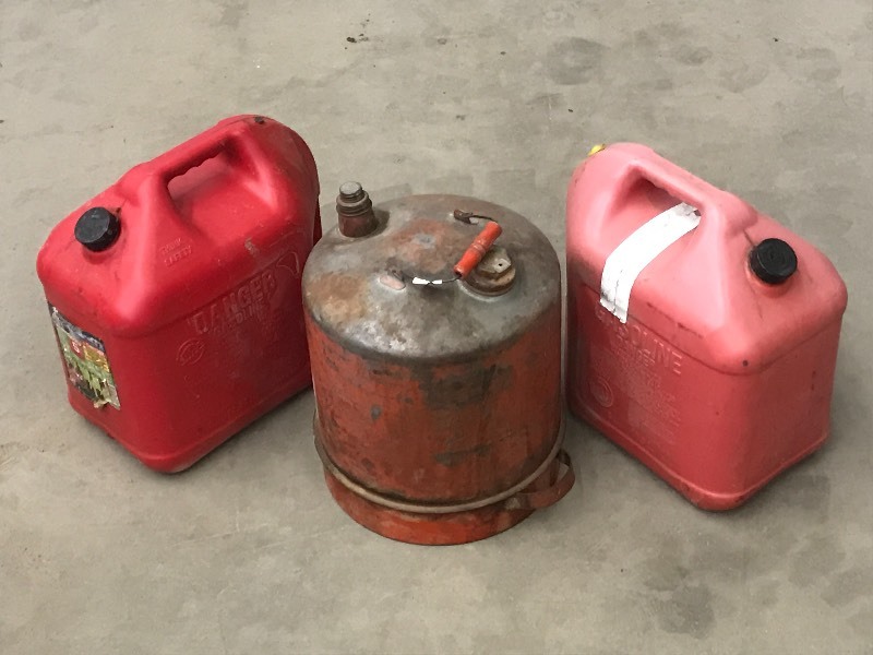 lot 36 image: Lot Of (2) 5-Gallon Plastic Gas Can...