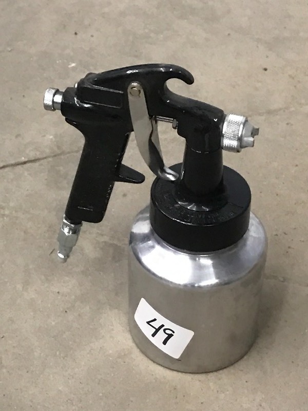 lot 49 image: Pneumatic Paint Spray Gun, Appears ...