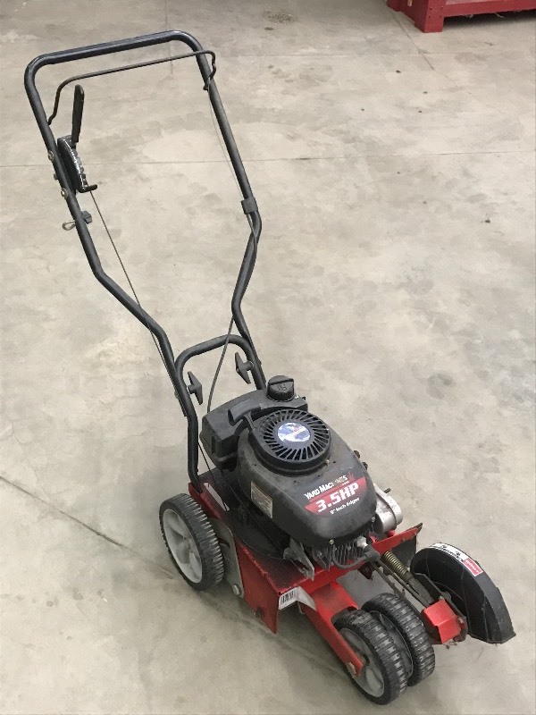 lot 106 image: Yard-Machines Edger