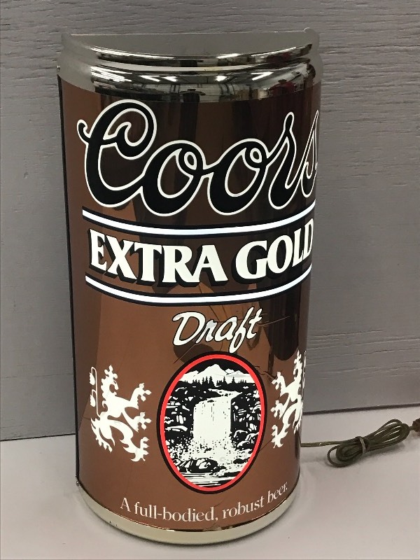 lot 16 image: Coors 3D Lighted Beer Sign, 7x13x...