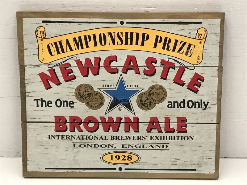 lot 83 image: New Castle Brown Ale Wooden Beer Si...