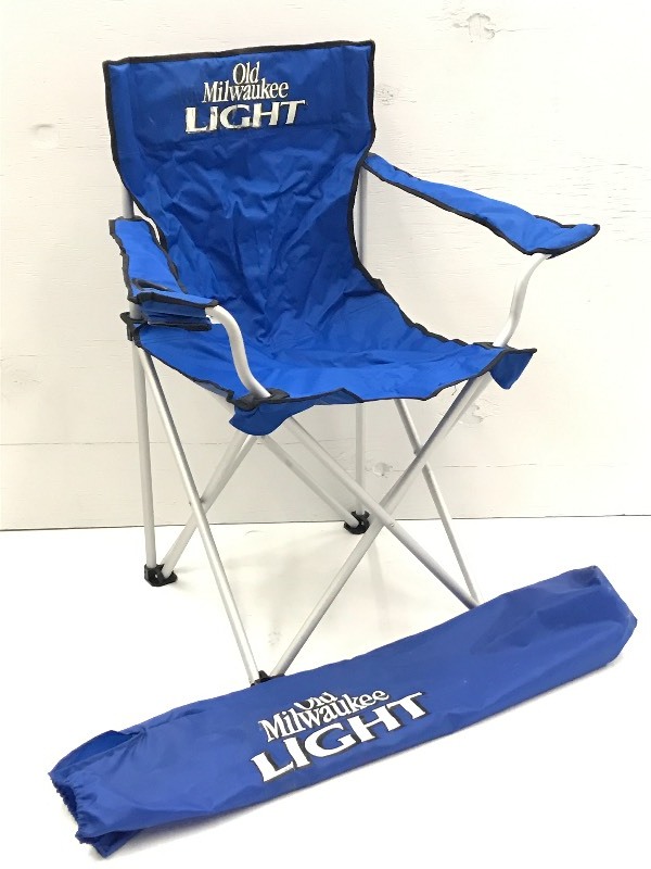 lot 127 image: Old Milwaukee Light Folding Camp Ch...