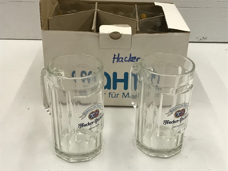 lot 166 image: (6) Hacker-Pschorr Glass Beer Mugs ...
