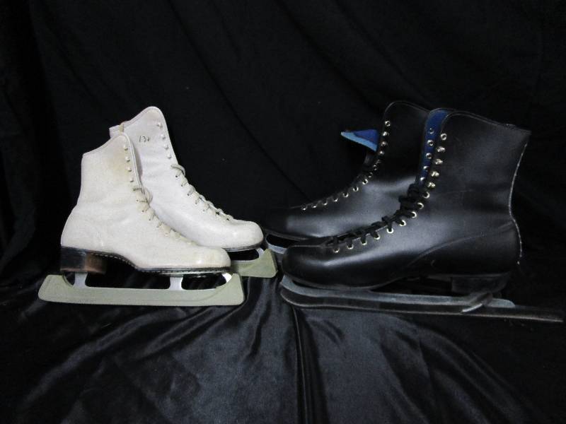 2 Pairs of Ice Skates Size