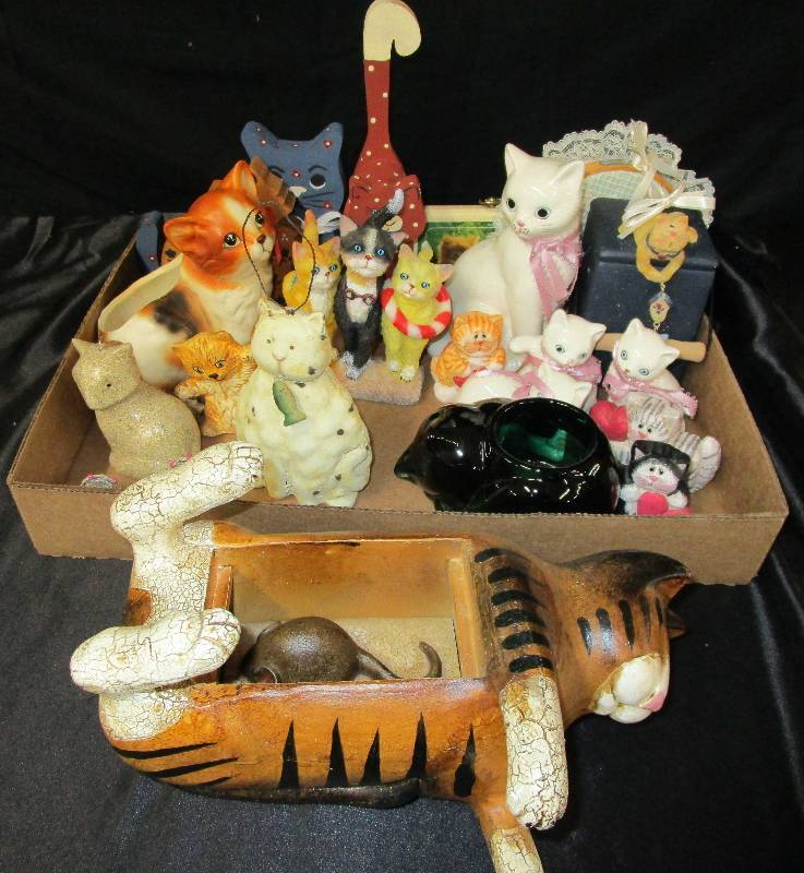 Cat Decor