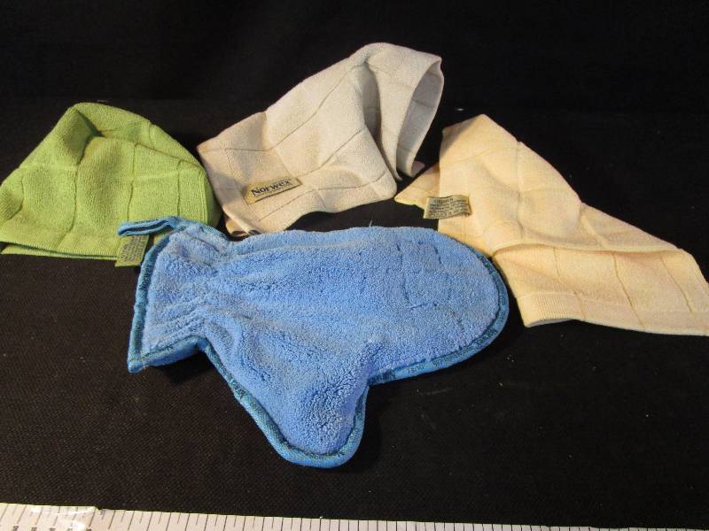 Norwex Clothes, Never Been Used, Kitchen Clothes and Dusting Mitt