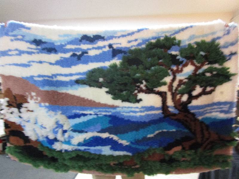 Latchhook Rug 58 x 3ft