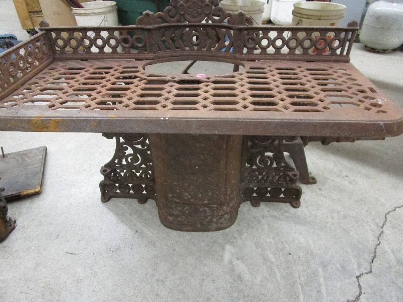 CastIron Decorative StoveTop Chimney Cover