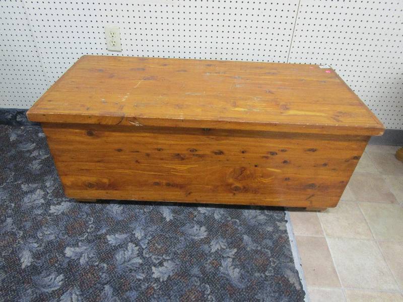 Cedar Chest - 18 H, 20.5 x 44.25 W