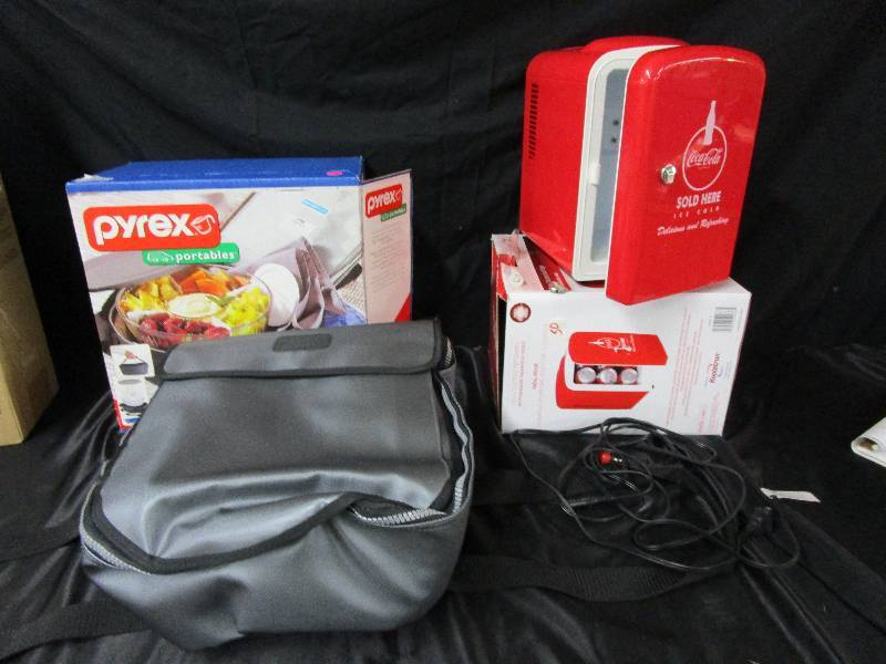 Pyrex Keeper and Coca Cola
